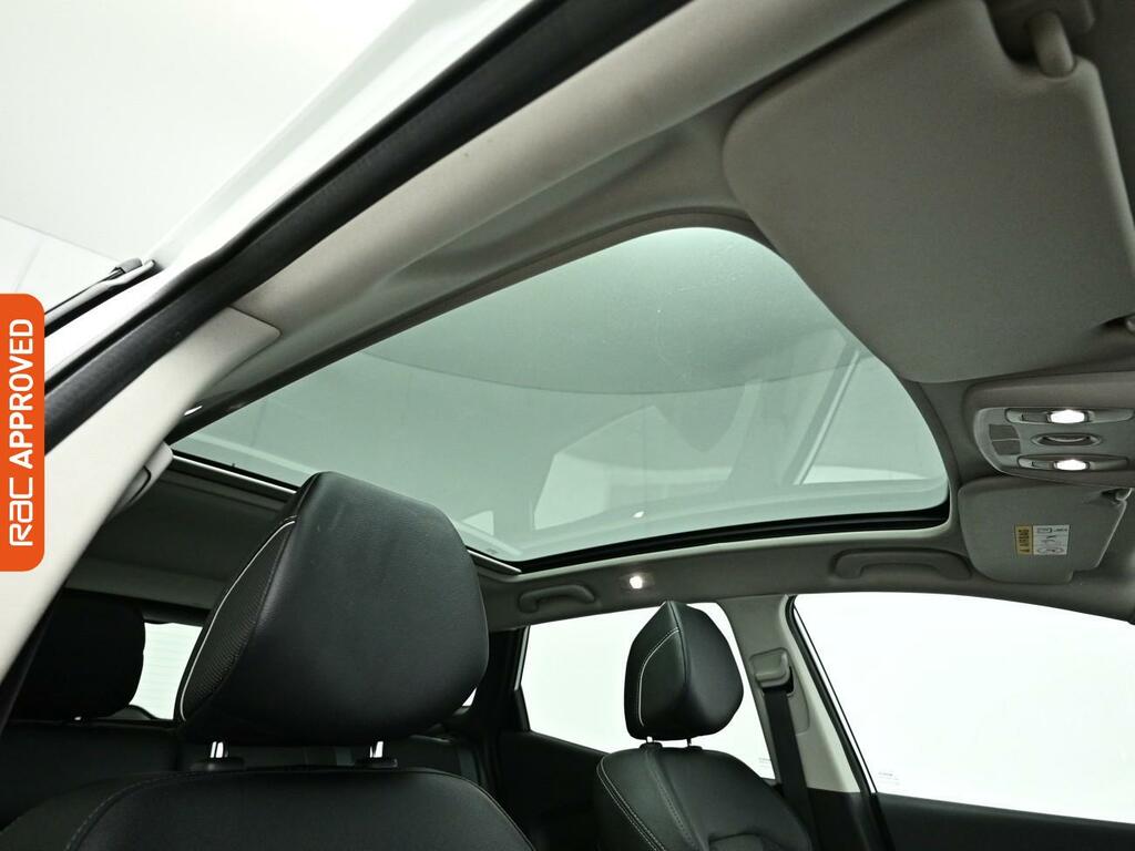 Renault Kadjar 1.5 Dci Signature Nav Suv Edc Euro 6 S White #3