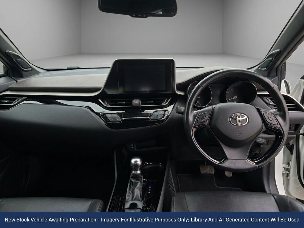 Toyota C-Hr 1.8 Hybrid Dynamic Cvt Grey #4