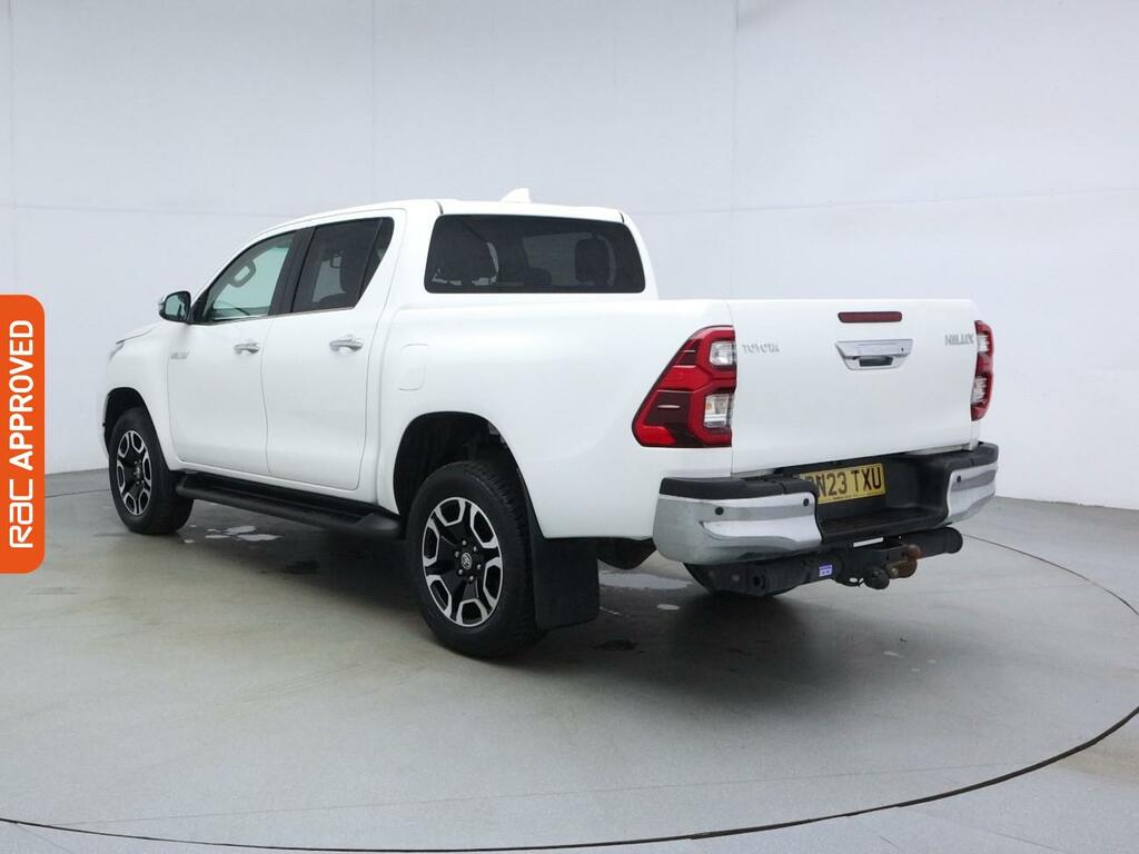 Toyota HILUX 2.8 D-4d Invincible Pickup Double Cab M White #5