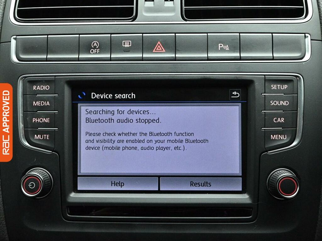 Volkswagen Polo 1.2 Tsi Bluemotion Tech Match Hatchback MM66TKK White #3