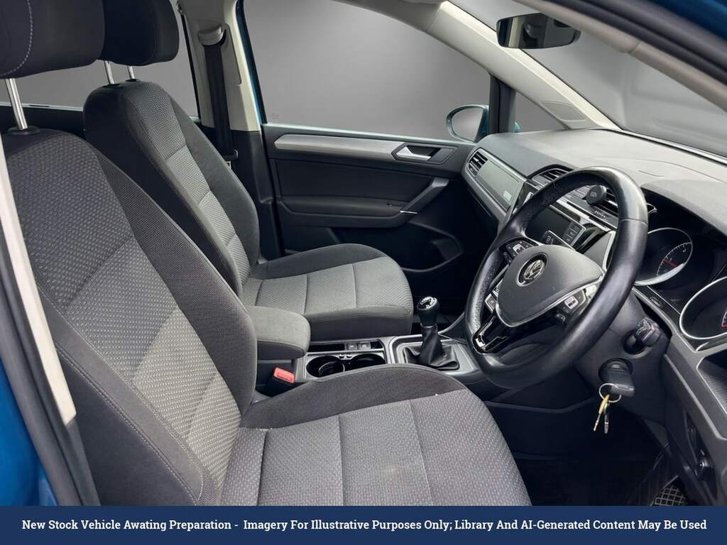 Volkswagen Touran 2.0 Tdi Bluemotion Tech Se Family Mpv M Blue #2