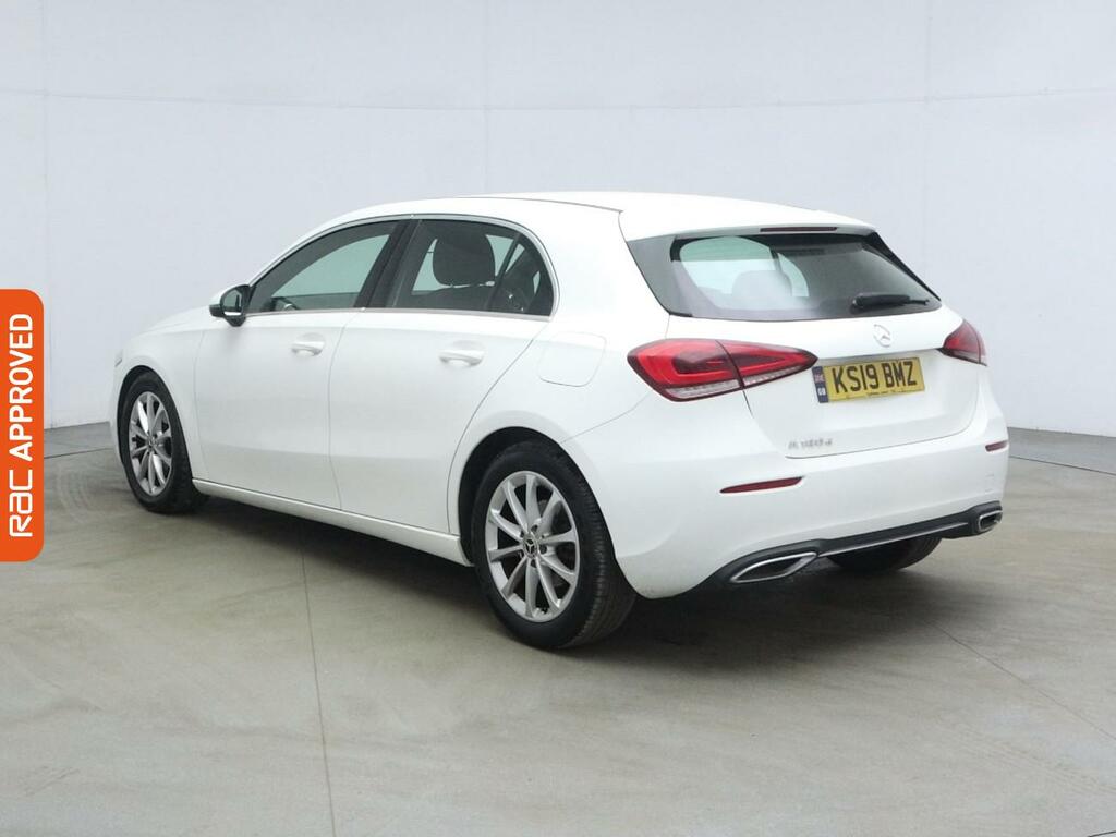 Mercedes-Benz A Class 1.5 A180d Sport Hatchback 7G-dct Euro 6 KS19BMZ White #4