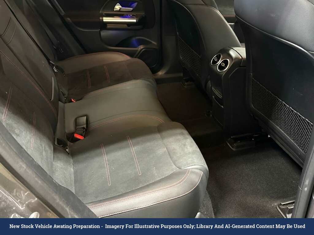 Mercedes-Benz EQA Eqa 300 66.5Kwh Amg Line Suv 4Ma Grey #4