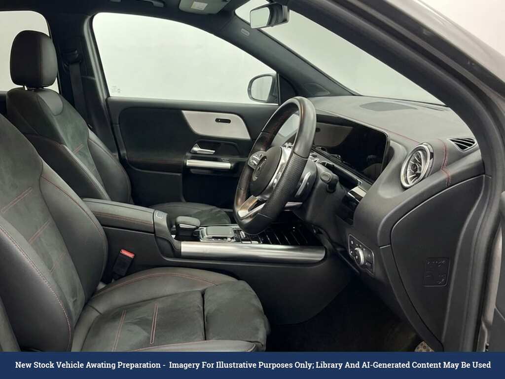 Mercedes-Benz EQA Eqa 300 66.5Kwh Amg Line Suv 4Ma Grey #3