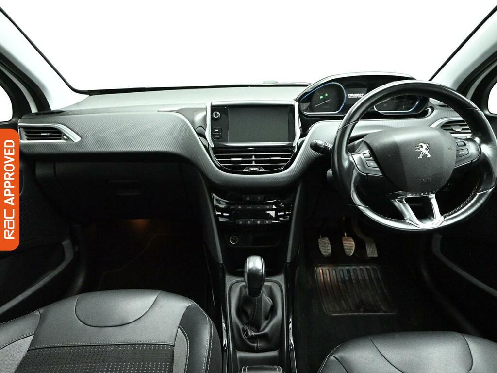 Peugeot 2008 1.2 Puretech Allure Premium Suv YG18SFD White #2