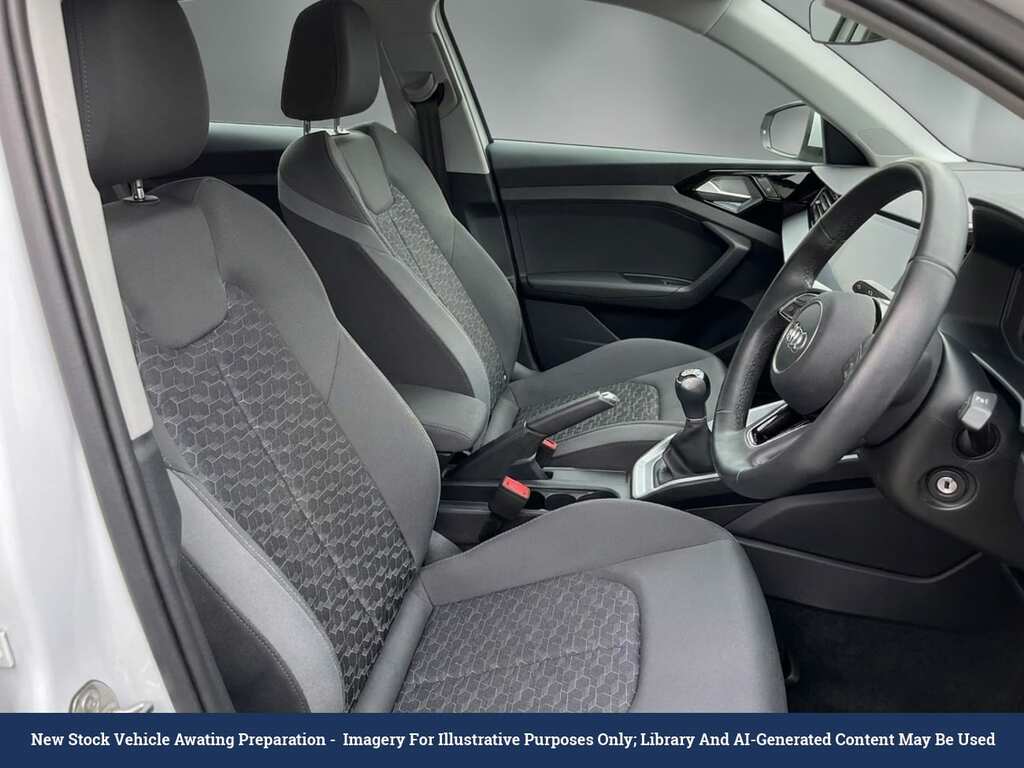Audi A1 1.0 Tfsi 30 S Line Sportback Eur Silver #2