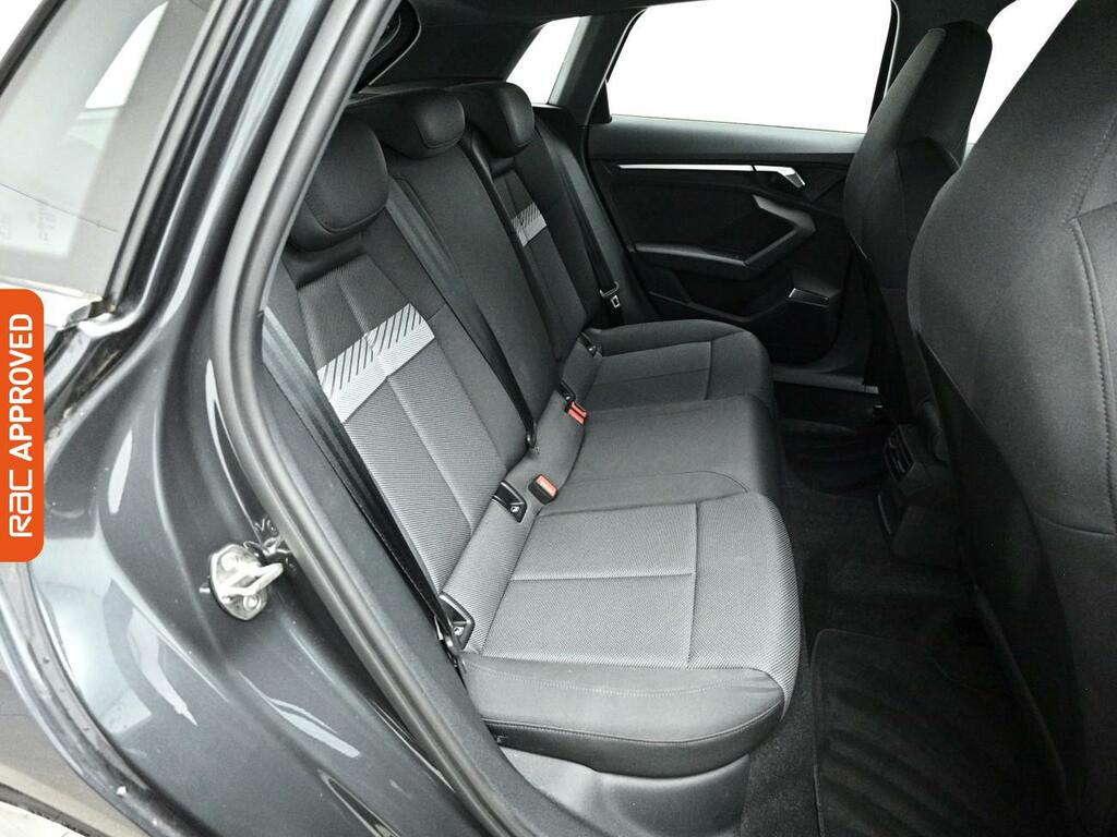 Audi A3 1.5 Tfsi 35 S Line Sportback Eur White #10