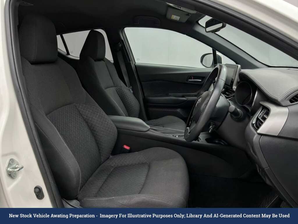 Toyota C-Hr 1.8 Vvt-h Icon Suv Hybrid Cvt Euro 6 S White #3