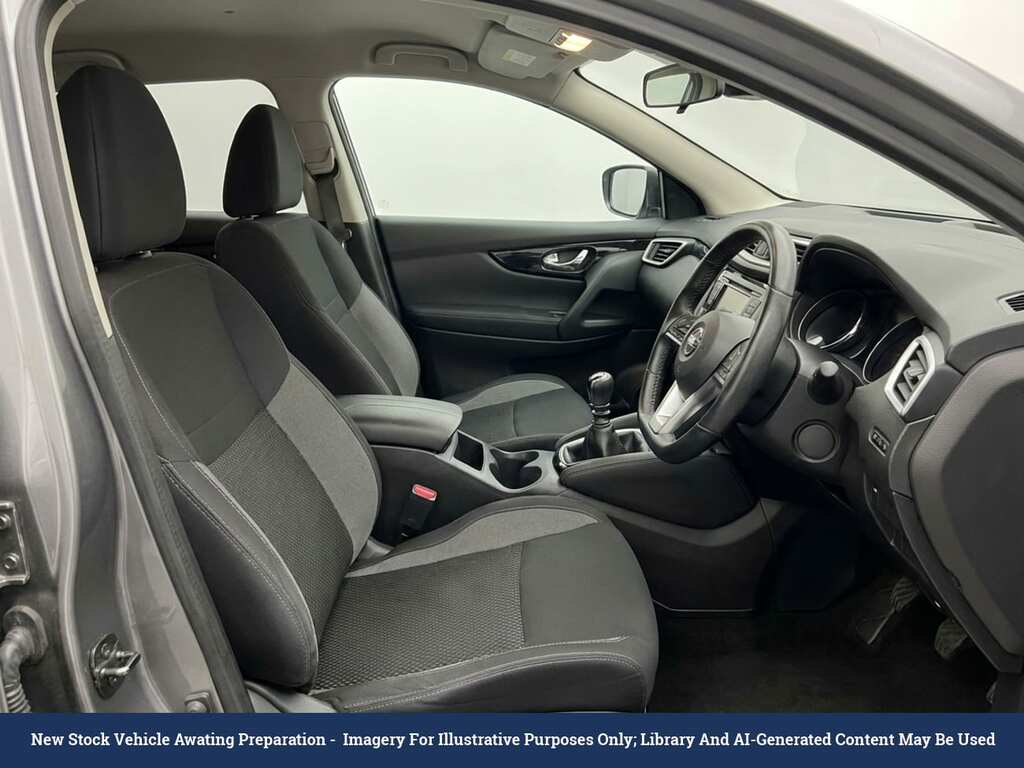Nissan Qashqai 1.3 Dig-t 160 N-connecta Dct White #3