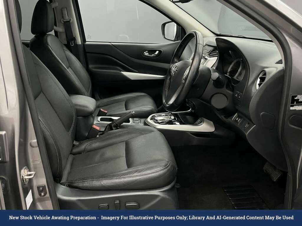 Nissan Navara 2.3 Dci N-guard Pickup Double Cab Grey #2