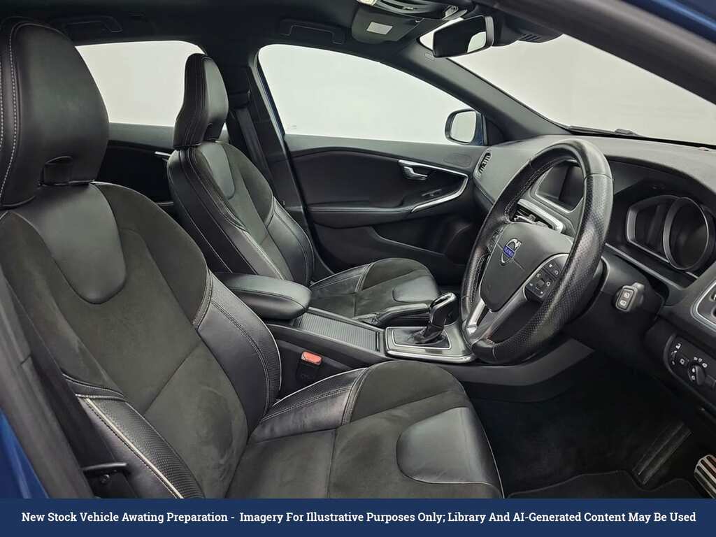 Volvo V40 2.0 D4 R-design Hatchback Euro 6 Blue #2