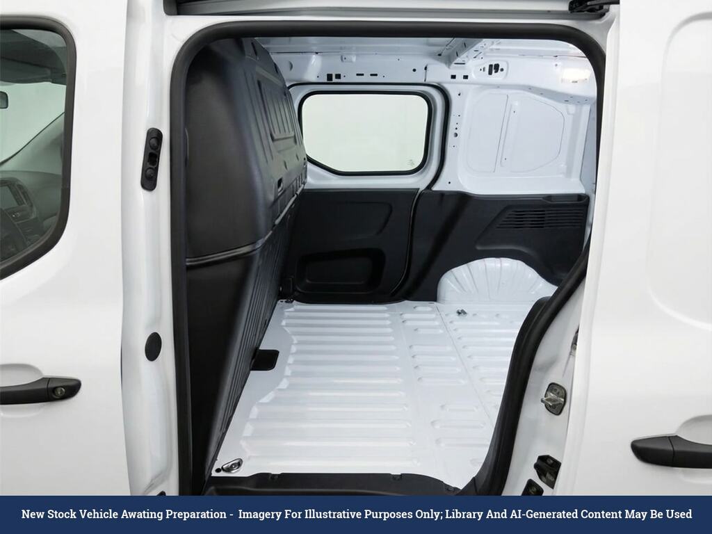 Vauxhall Combo 1.5 Turbo D 2300 Dynamic Panel Van Manu White #2