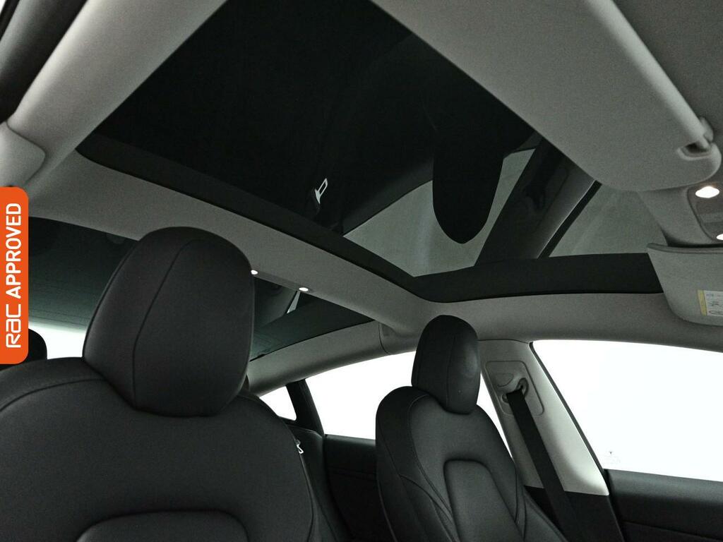 Tesla Model 3 Standard Range Plus Saloon Rwd LG21YVE White #3