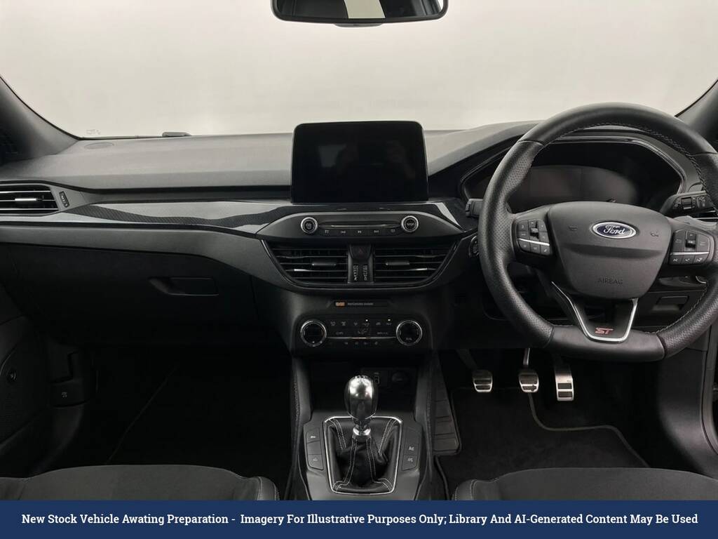 Ford Focus 2.3T Ecoboost St Hatchback Euro Black #4