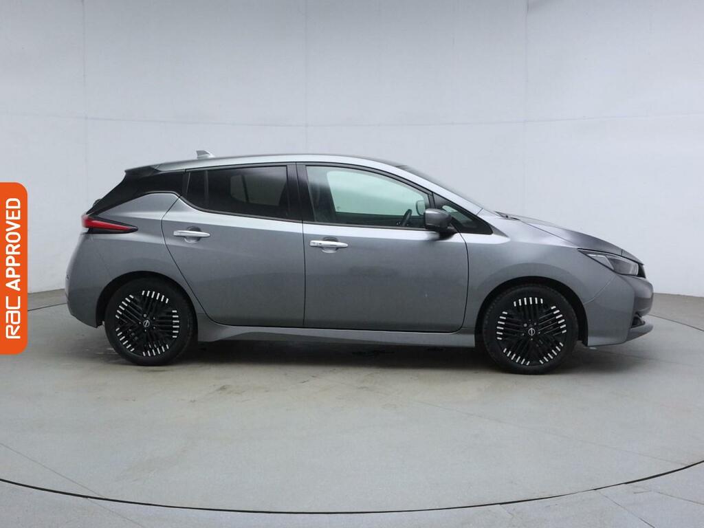 Nissan Leaf 39Kwh Tekna Hatchback 150 Ps PJ22DTZ Grey #5