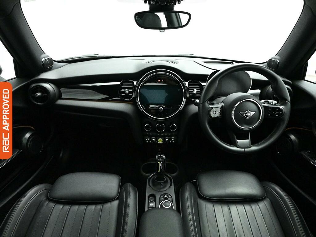 Mini Electric Cooper Se 32.6Kwh Level 3 Hatchback A YP71EHX Black #2