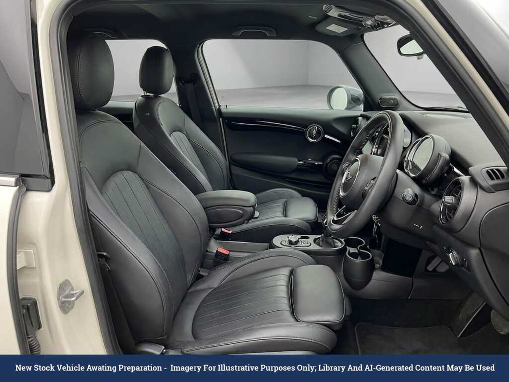 Mini Electric Cooper Se 32.6Kwh Level 3 Hatchback A Black #3