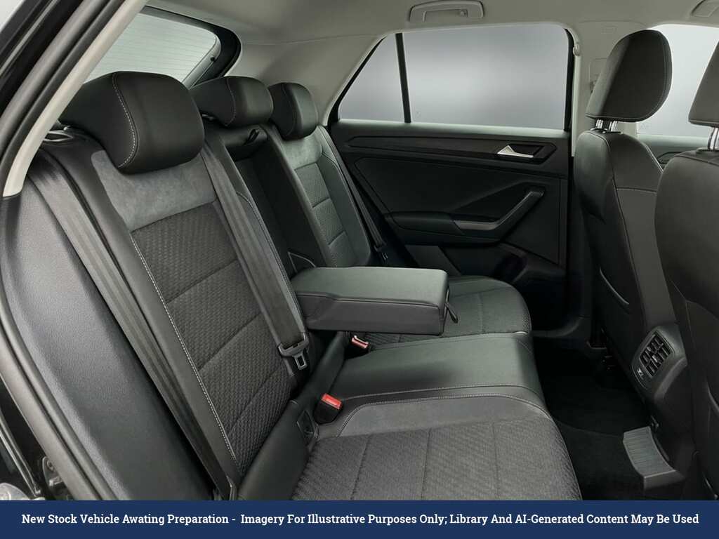 Volkswagen T-Roc Se 1.6 Tdi Scr 115Ps 6-Speed Grey #4
