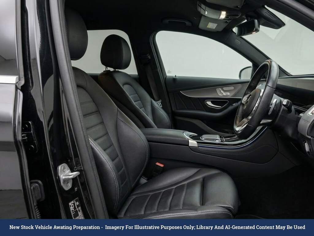 Mercedes-Benz EQC Eqc 400 80Kwh Amg Line Suv 4Mati Black #3