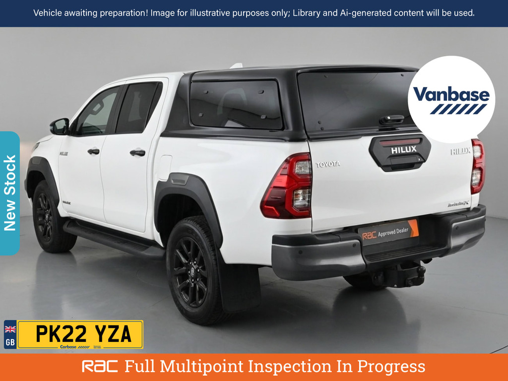 Toyota HILUX 2.8 D-4d Invincible X Pickup Double Cab White #2