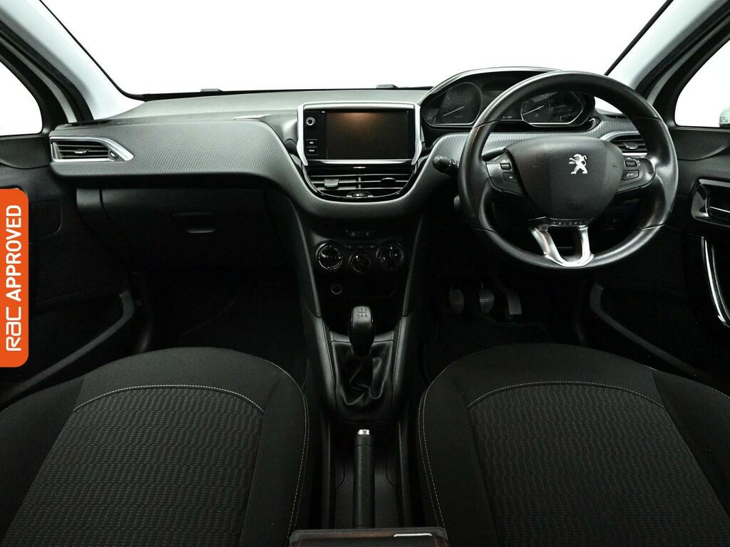 Peugeot 208 1.2 Puretech Active Hatchback Eu BP17RKK White #2