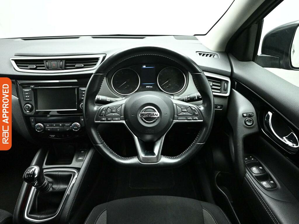Nissan Qashqai 1.3 Dig-t Acenta Premium Suv Eur YC19RPK Grey #2