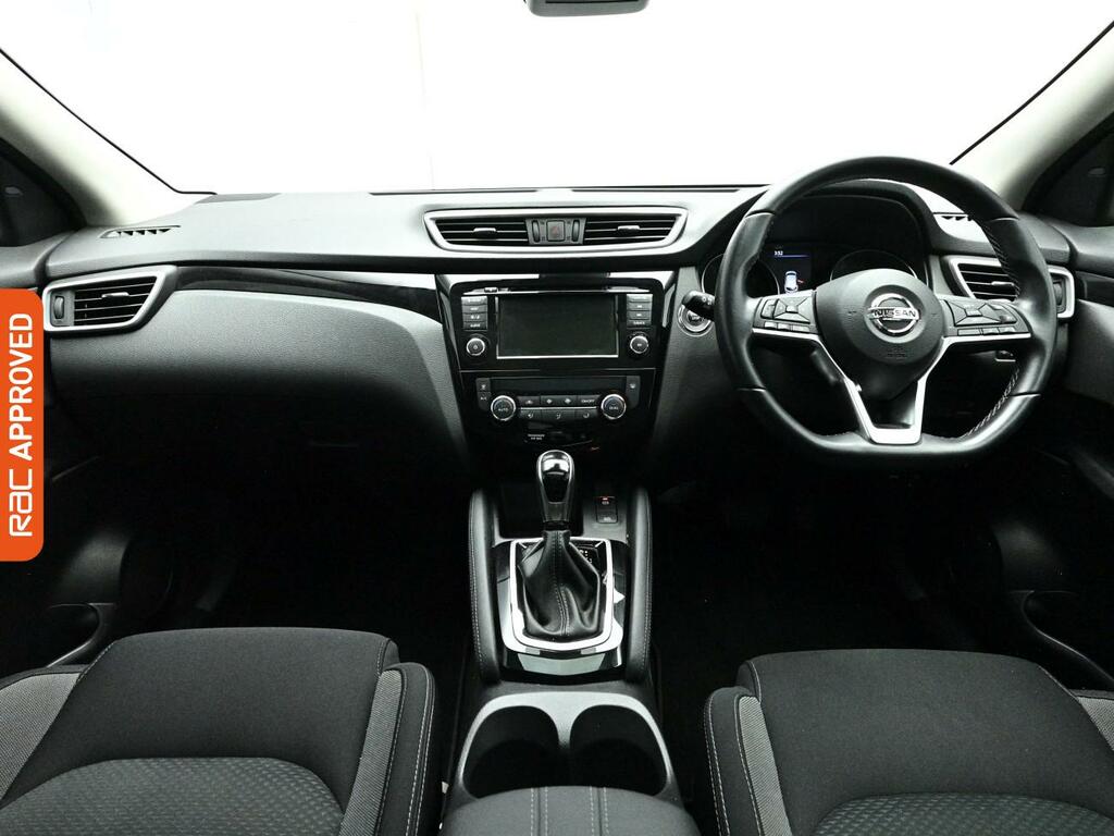 Nissan Qashqai 1.3 Dig-t N-connecta Suv Dct Euro LN70UKV Black #2