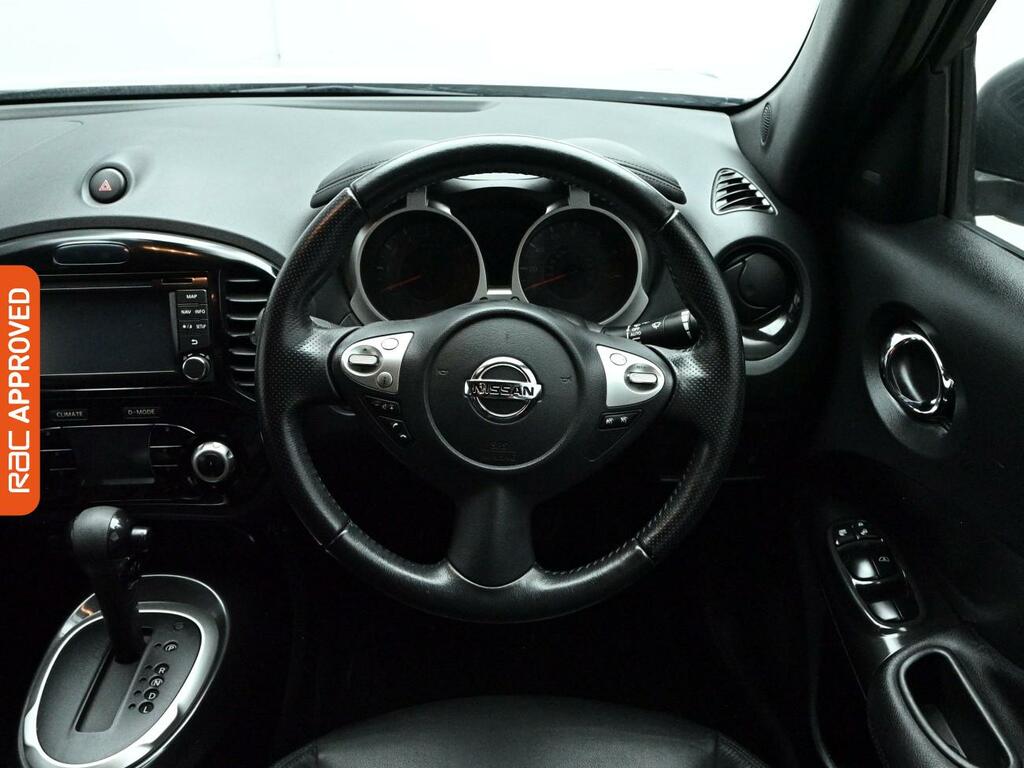 Nissan Juke Hatchback Red #8