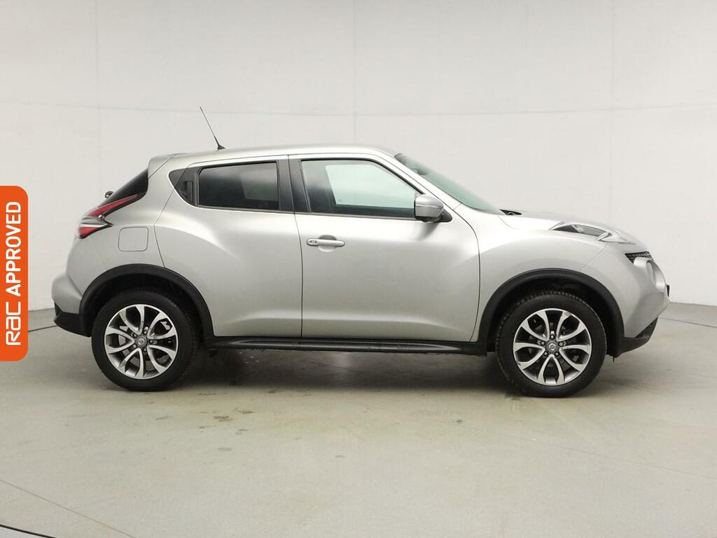Nissan Juke Hatchback Red #5