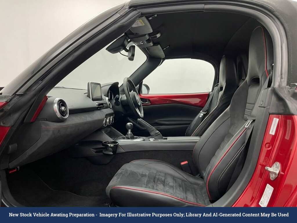 Mazda MX-5 2.0 Skyactiv-g Sport Recaro Convertible Red