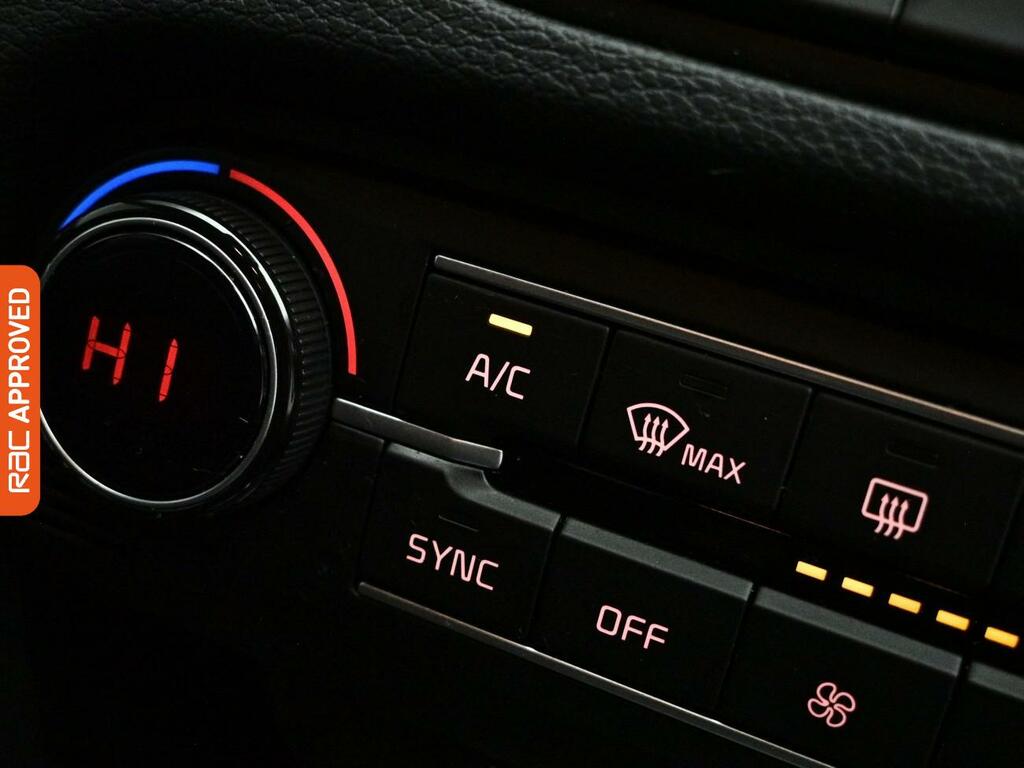 Kia Xceed 1.5T 2 Red #16
