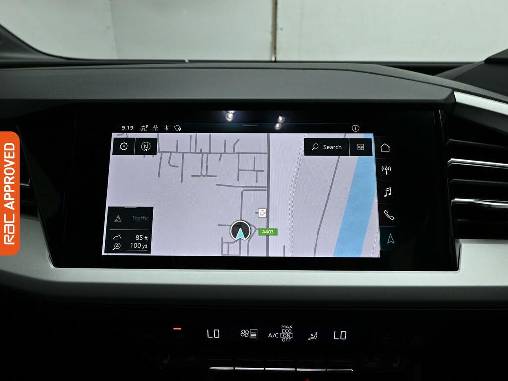 Audi Q4 E Tron 35 Sport Suv 55Kwh 170 Ps BV22TNF Black #3