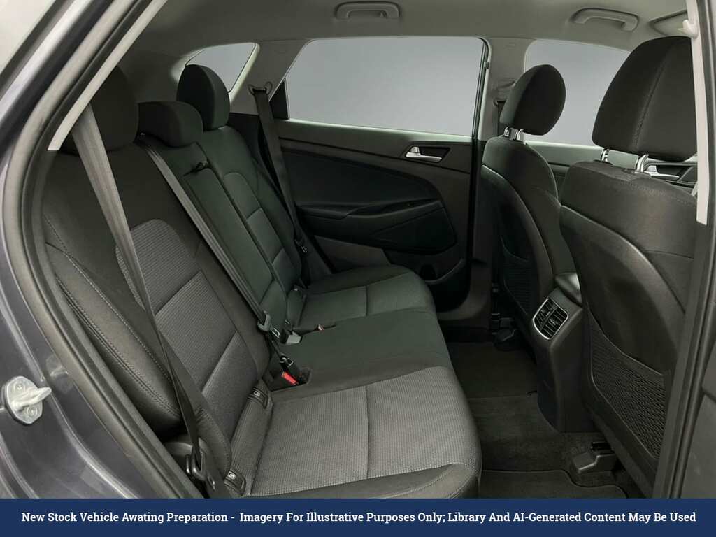 Hyundai Tucson Blue #4