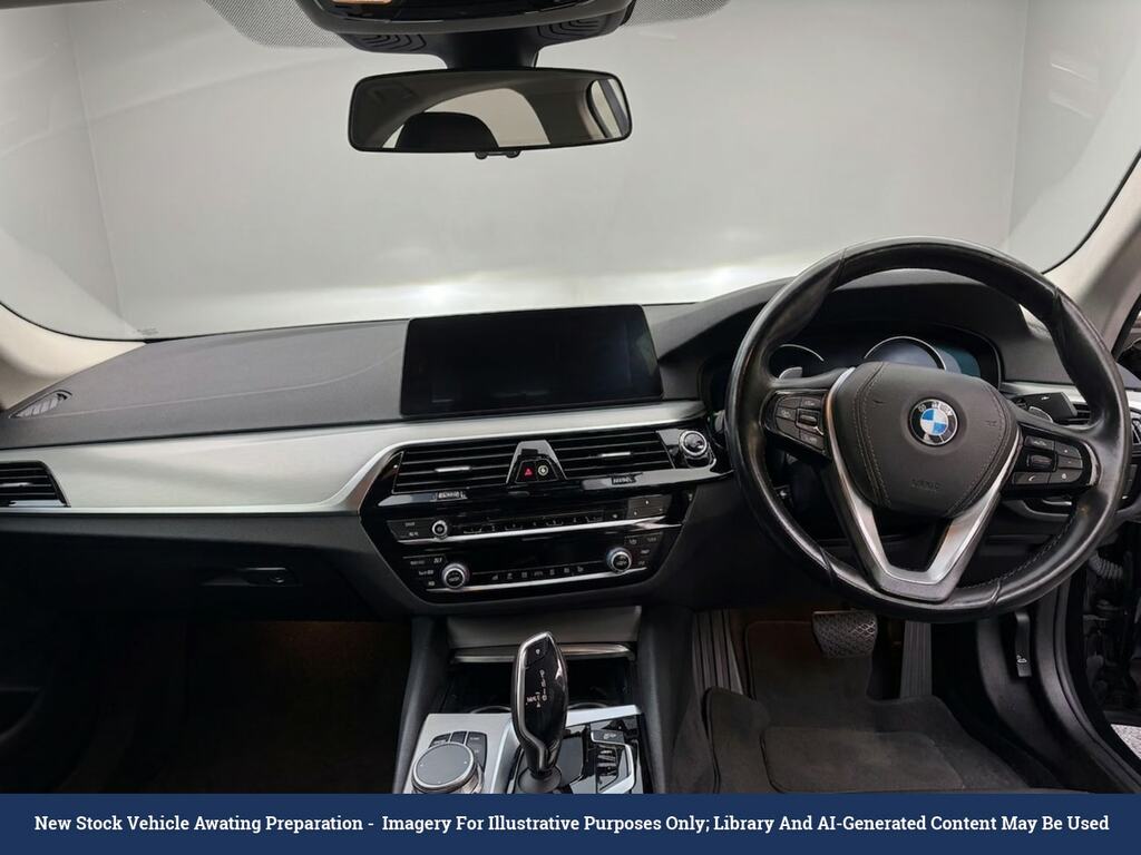 BMW 5 Series 2.0 530E 9.2Kwh Se Saloon Plug-in Hybri Black #4