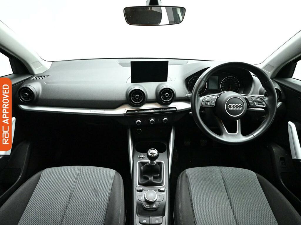 Audi Q2 1.0 Tfsi 30 Se Suv Euro 6 Ss RJ68GUW Black #2