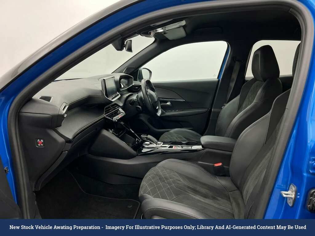Peugeot e-2008 50Kwh Gt Premium Suv 136 Ps Blue #3
