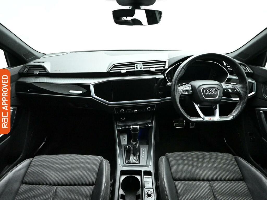 Audi Q3 1.5 Tfsi Cod 35 Black Edition Sportback Grey #2