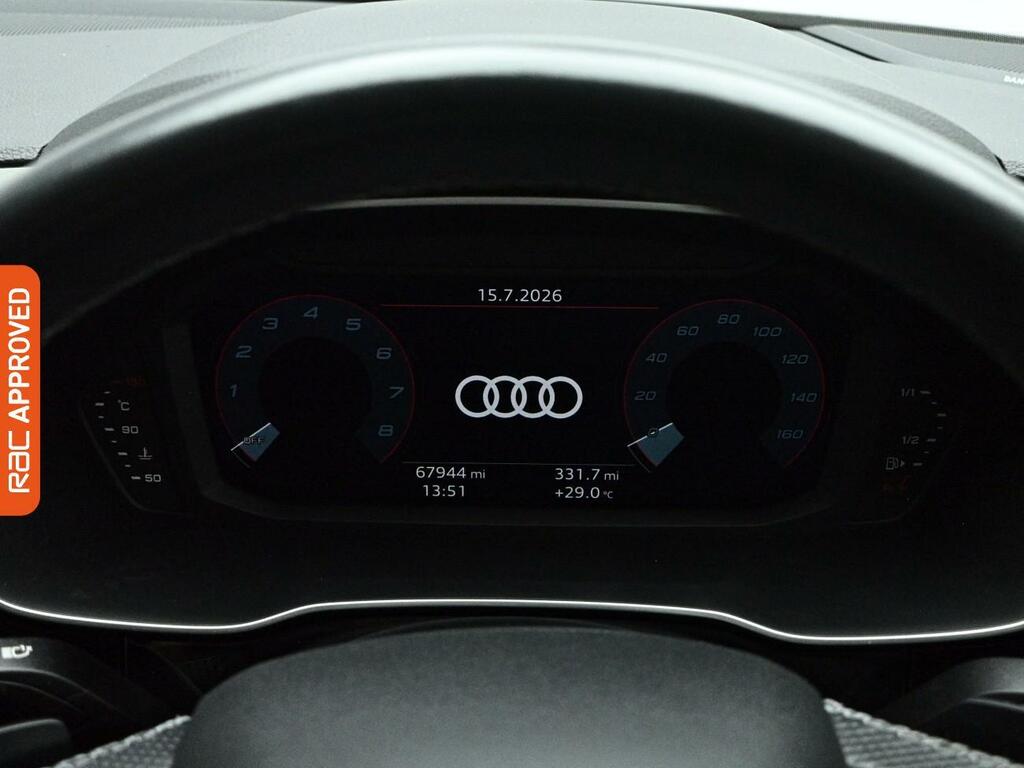 Audi Q3 Tdi Black Edition White #9