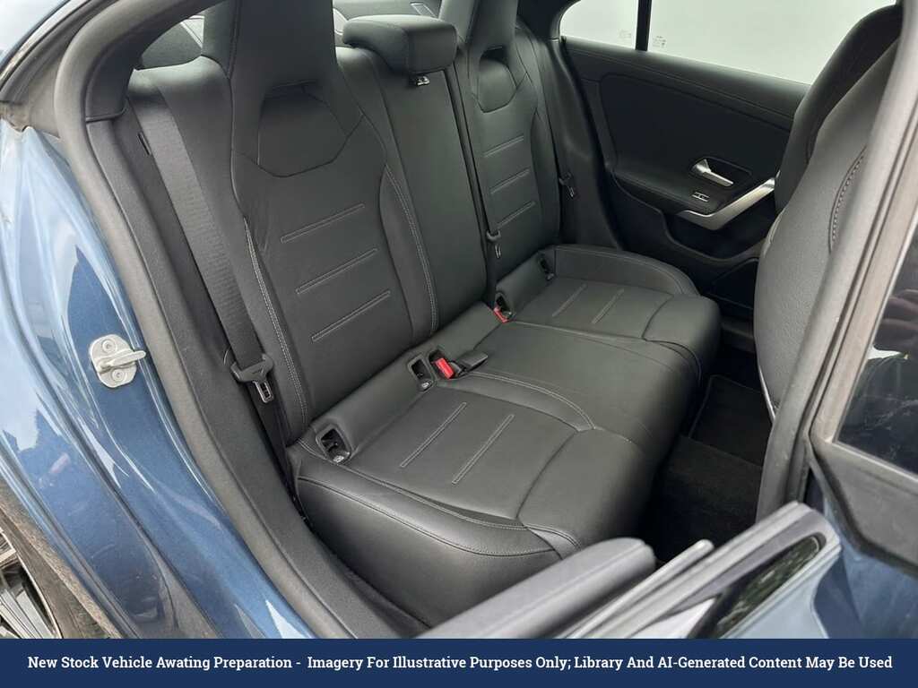 Mercedes-Benz CLA Class 2.0 Cla220d Amg Line Executive Coupe Blue #3