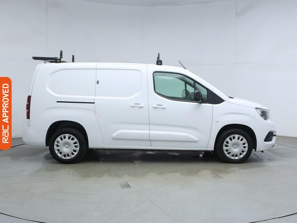 Vauxhall Combo 1.5 Turbo D 2300 Pro Panel Van 6Dr L DN23LWL White #4