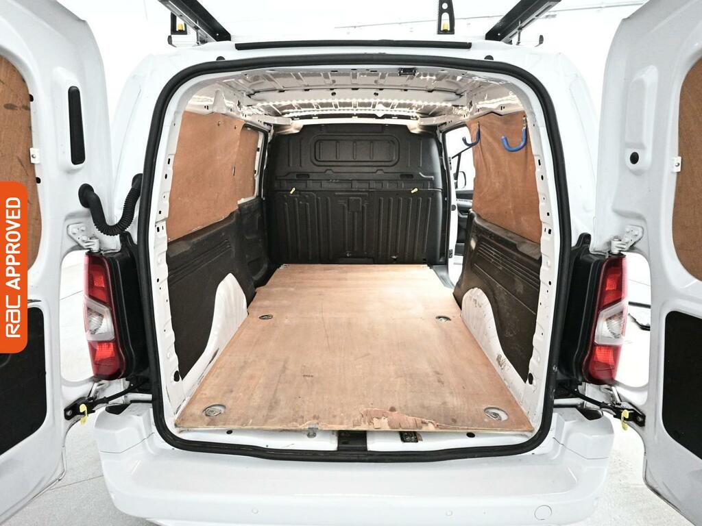 Vauxhall Combo 1.5 Turbo D 2300 Pro Panel Van 6Dr L DN23LWL White #3