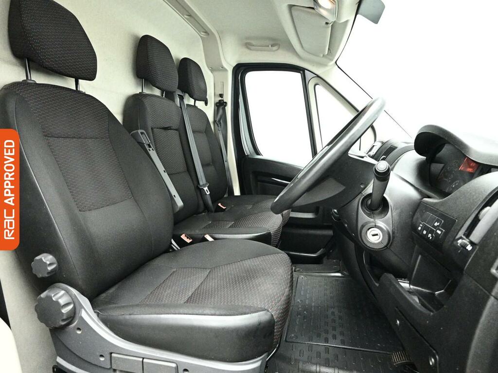 Citroen Relay 2.2 Bluehdi 35 Enterprise Panel Van Man Grey #2
