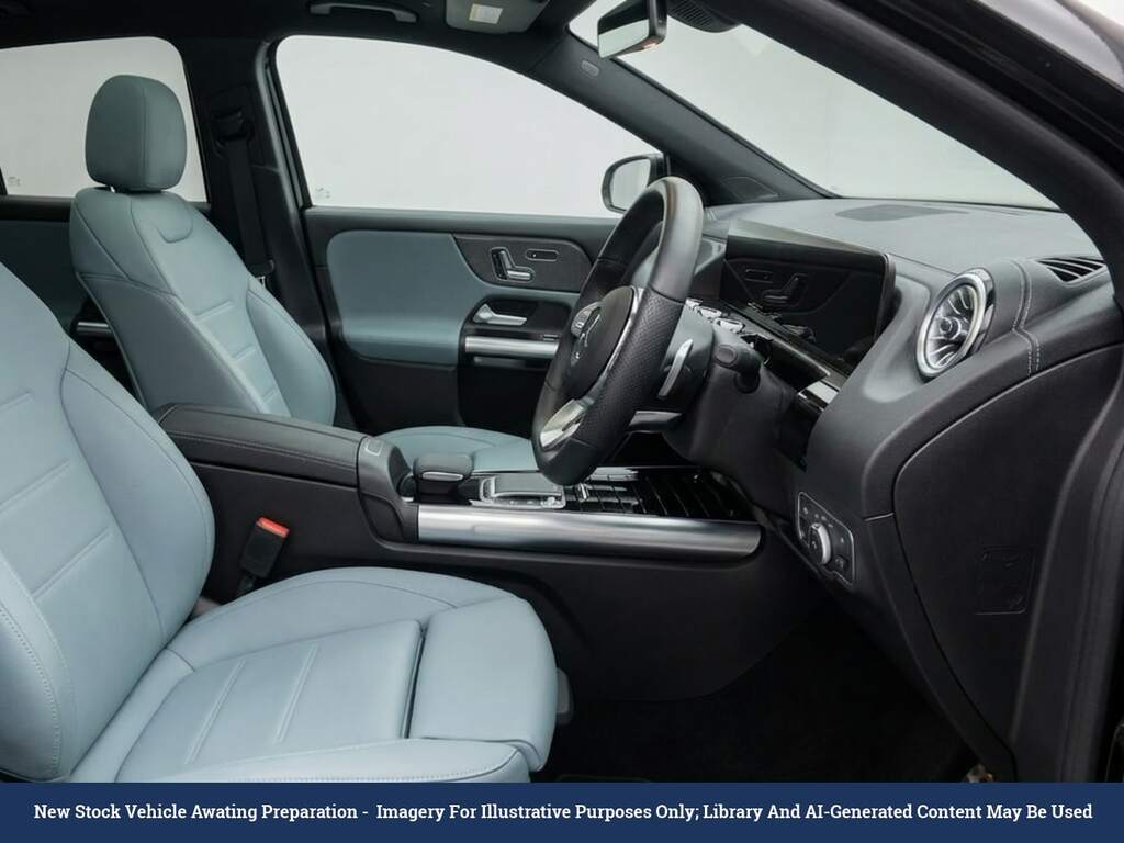 Mercedes-Benz EQA Eqa 250 70.5Kwh Amg Line Executive Suv Elec Black #2