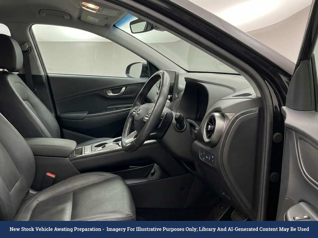 Hyundai Kona 64Kwh Ultimate Suv 10.5Kw Charg Black #2