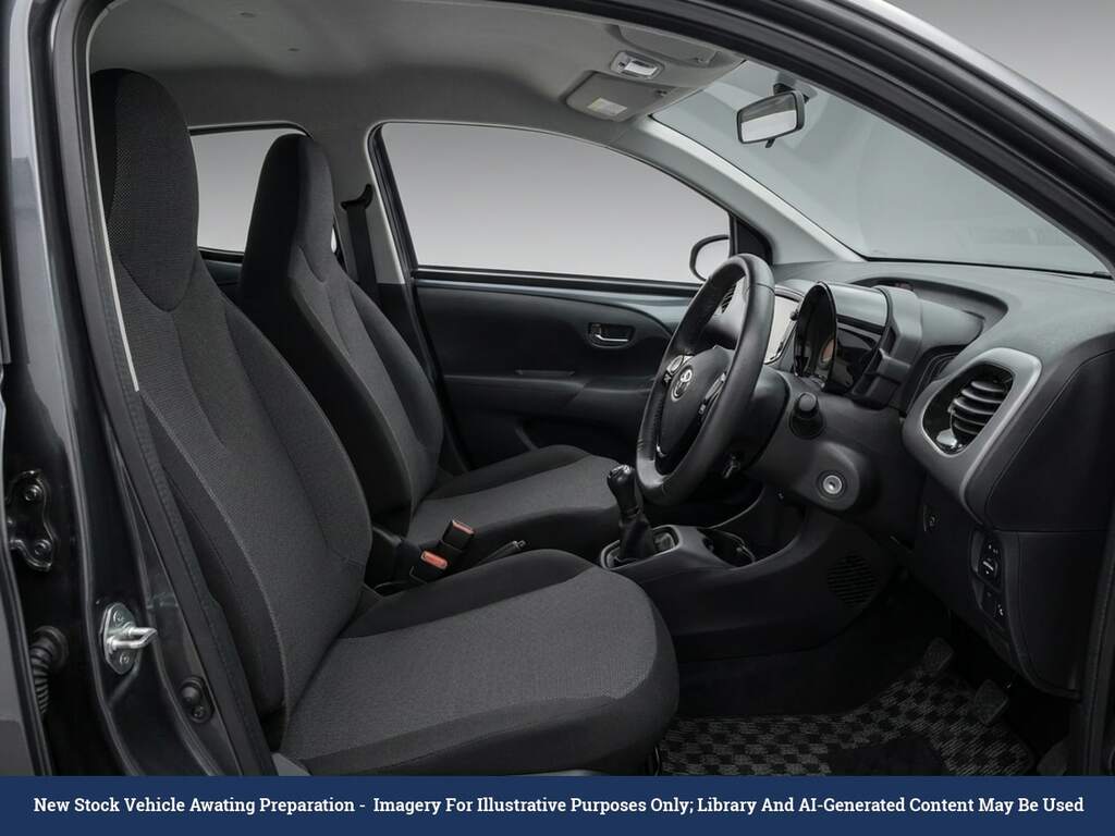 Toyota Aygo Hatchback #3