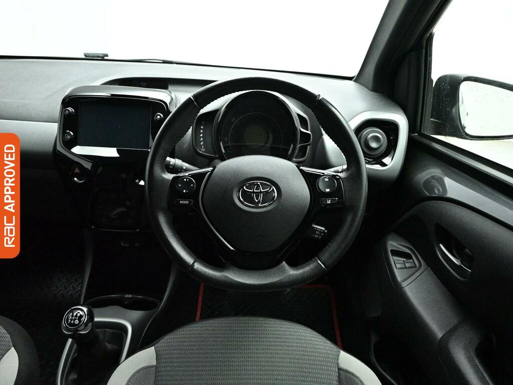 Toyota Aygo Hatchback Red #8