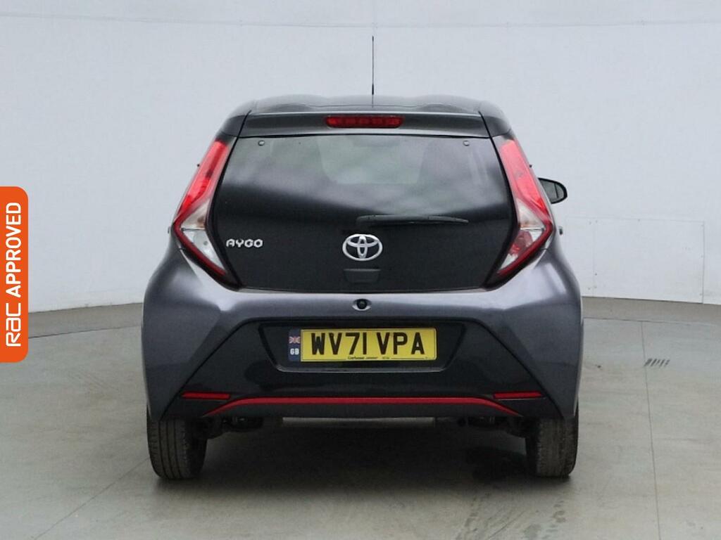 Toyota Aygo Hatchback Red #7