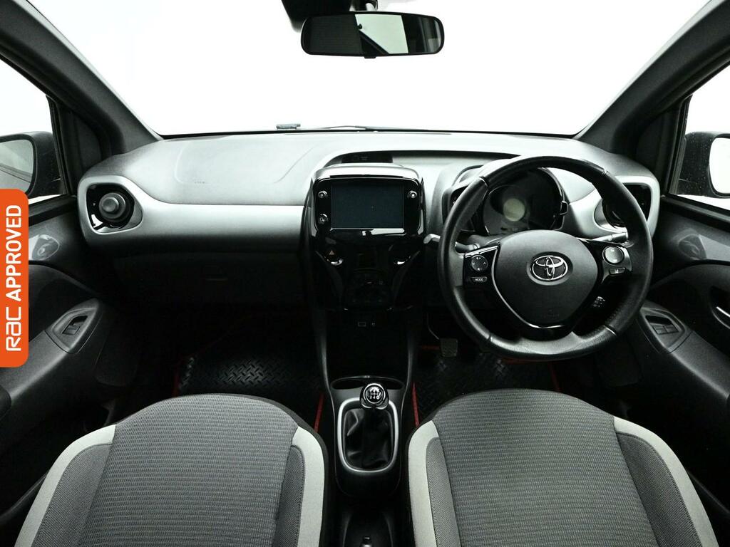 Toyota Aygo Hatchback WV71VPA  #2