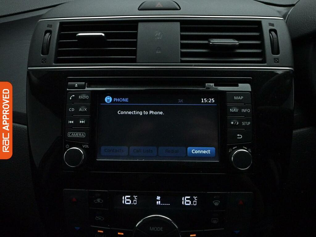 Nissan Pulsar Hatchback #16