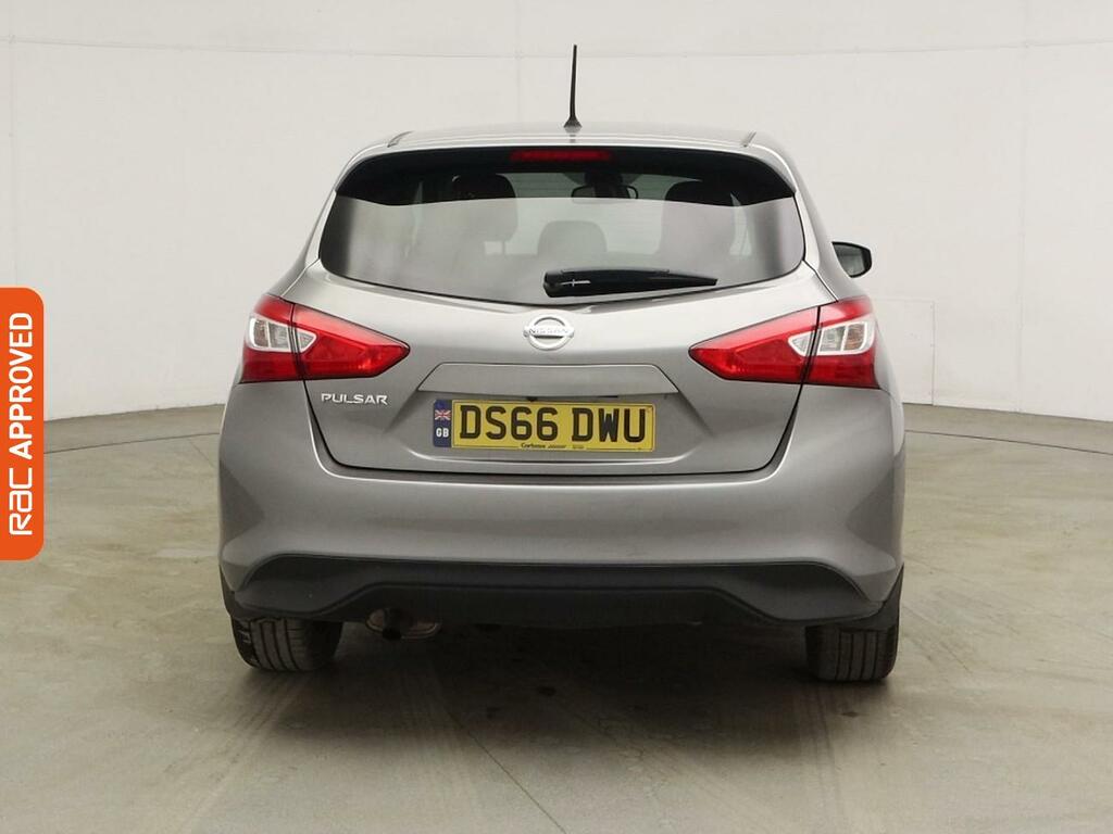 Nissan Pulsar Hatchback #7